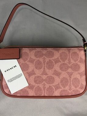 NWT Coach Plaza Bag 18 In Signature Canvas Brass Melon Pink CCD38 Wristlet